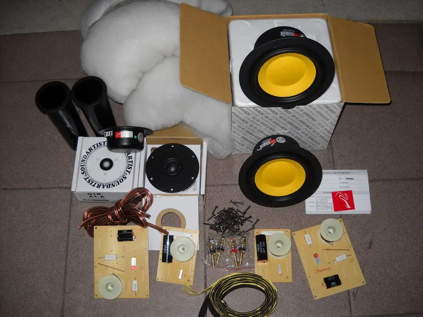 

HiVi 6'' DIY Speaker Kit=2pcs(D6G Midwoofer+Q1R Dome Tweeter)+4pcs DN-A11 Crossover+Terminals+Tube+Speaker Cable+Screws+Wool