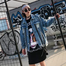 Тренд-сеттер Весенняя модная куртка с отверстиями женская джинсовая куртка с заклепками в стиле хип-хоп джинсовая куртка с рисунком граффити джинсовая «рваная» куртка и пальто