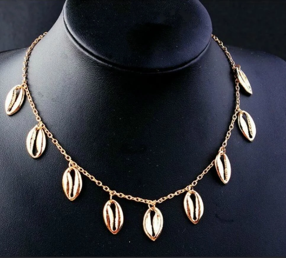 

Silver Alloy Conch Gold Shell Necklace For Women Vintage Fashion shape Pendant Simple Seashell Ocean Beach Boho Bohemian Jewelry