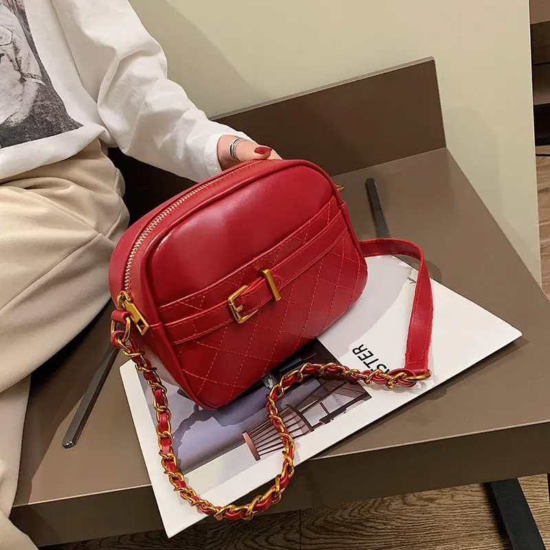 

Youbroer Women's New Fashion Fashion Diamond Chain Single Shoulder Crossbody Small Square Bag Diamond Lattice