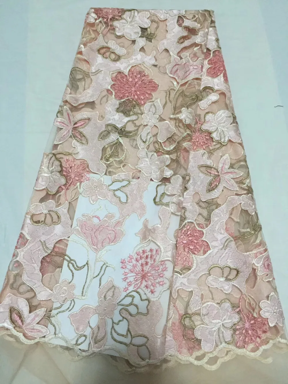 

African Lace Fabric 2018 Embroidered Nigerian Laces Fabric Bridal High Quality French Tulle Lace Fabric For Women