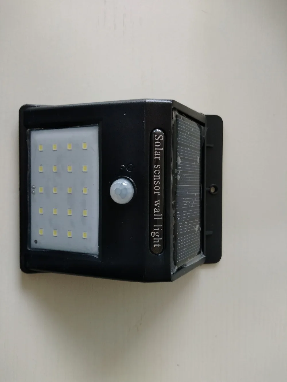 solar wall pack light 2