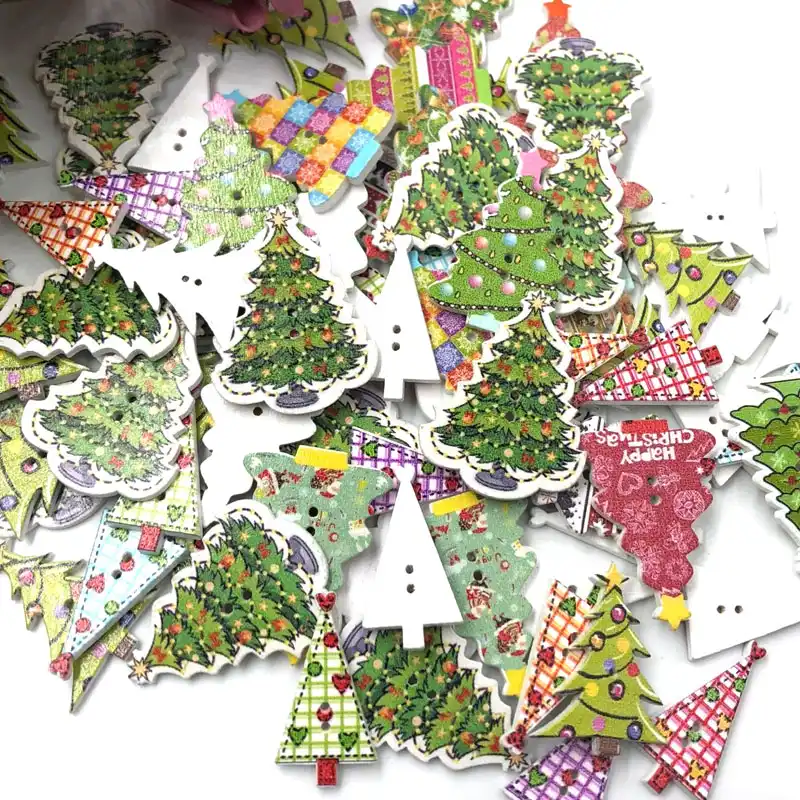 Pack of 30 Snowflake//Tree Xmas Patterns 18mm Wooden Christmas Buttons