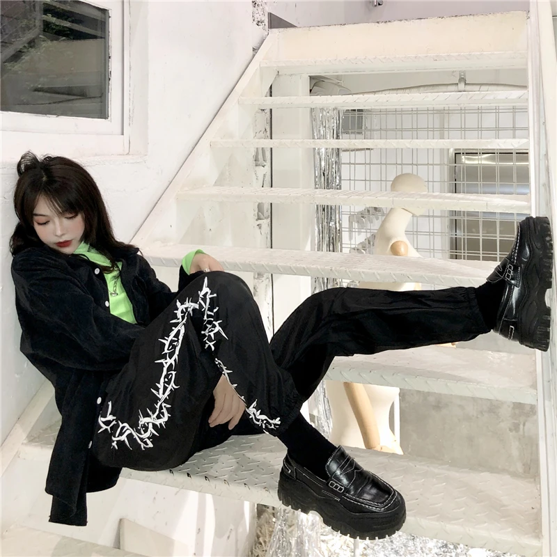 

Side Graphic Punk Print Loose Straight Wide Leg Full Pant Hip Hop Harem Sweatpant Elastic Waist Streetwear Jogger Trouser Korean