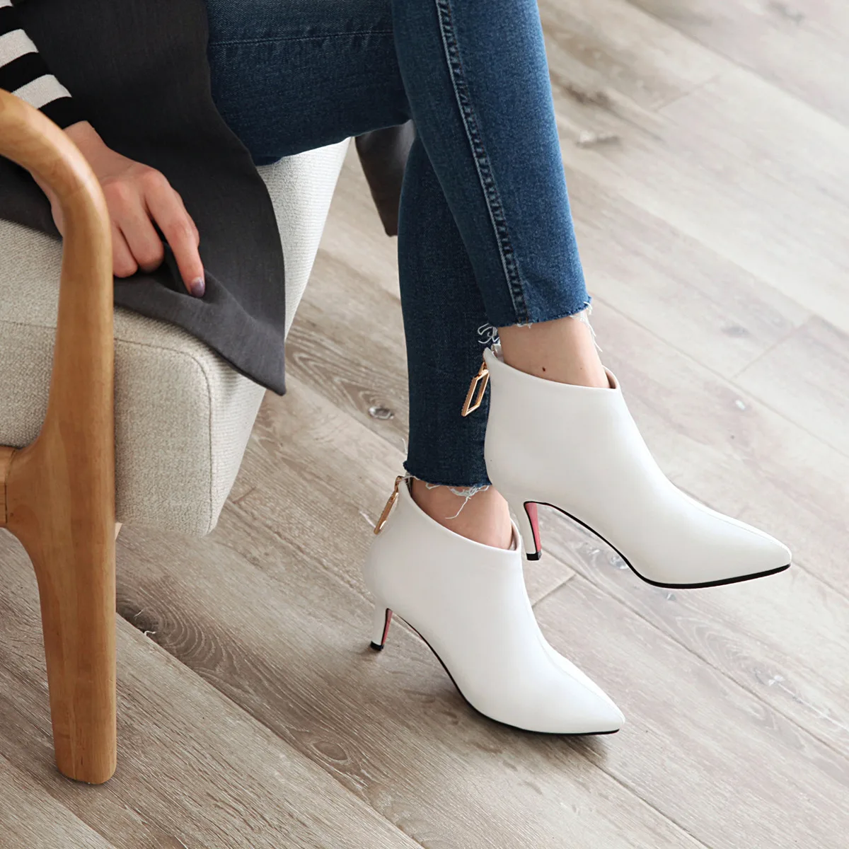 

INS hot women ankle boots plus size 22-26.5cm fashion PU leather high heels boots for women ankle boots for women Night club