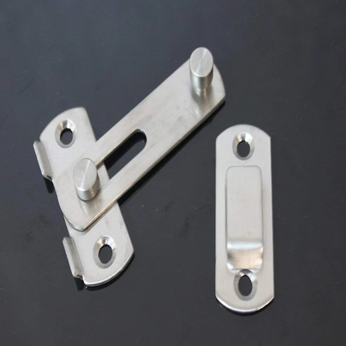 Kopen 70x50mm Hot Koop EEN Type Klink Metalen Hasp Klink Slot Schuifdeur Lock Gesp voor Venster kast Fitting Mobiele Gesp