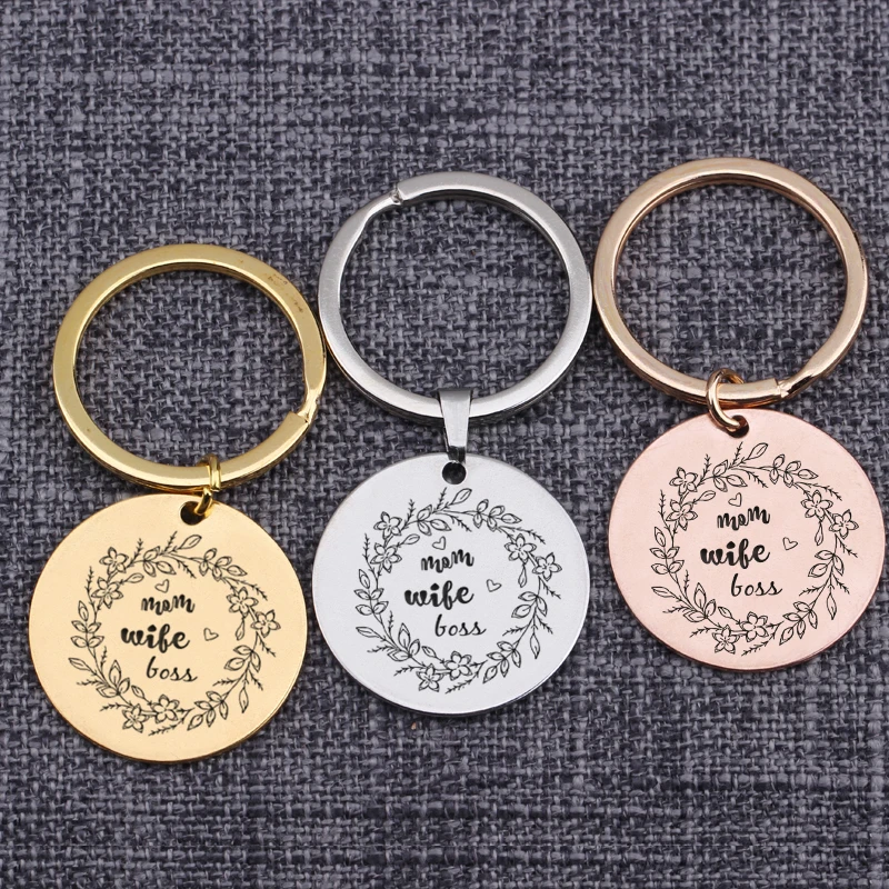 

Mom Key Tag Mum Wife Boss Engraving Key Holder Pendant Accessories Mother`s Day Present Jewelry Keychain Bag Charm Mother Gift