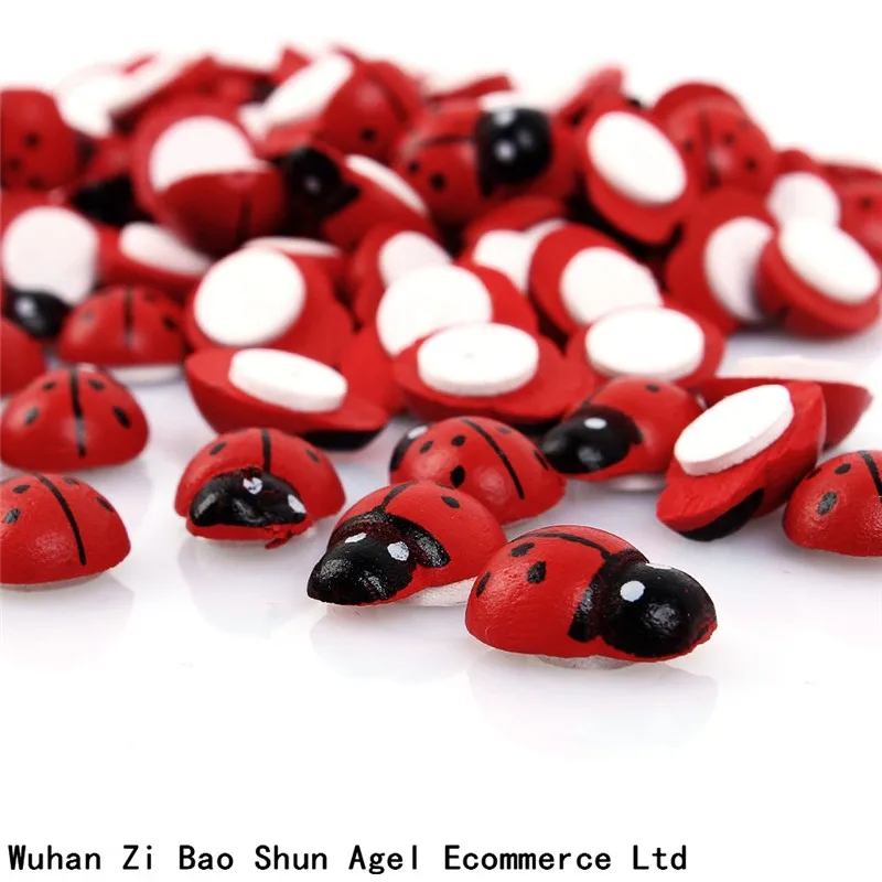 

100pcs/Bag Wooden Ladybird Ladybug Sticker Children Kids Painted Adhesive Back DIY Craft Home Party Holiday Decoration