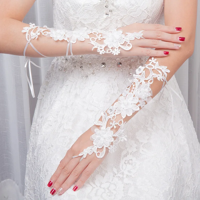Кружева Искусственный жемчуг свадебные перчатки невесты свадебные перчатки свадебные аксессуары guantes novia gants mariage