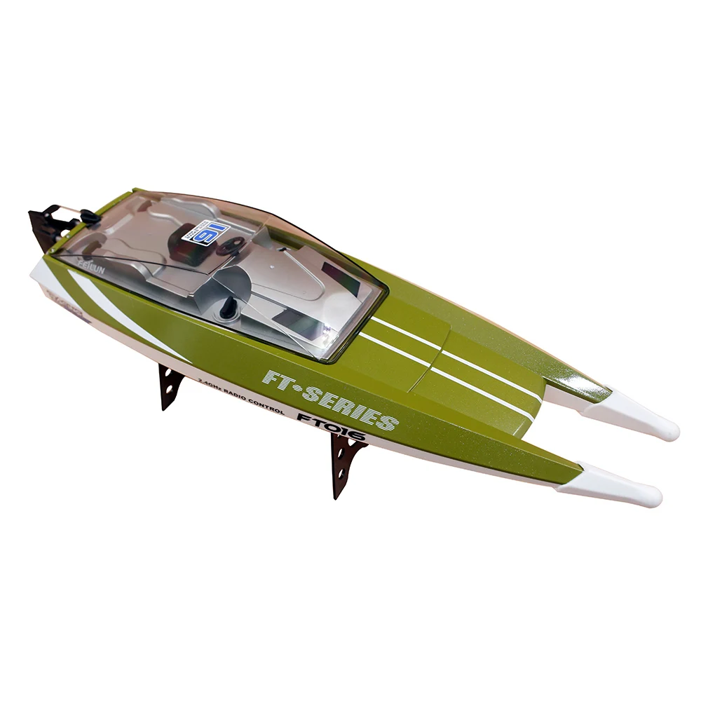 

2018 New Remote Control Boat Toy 2.4G 4CH Waterproof 28km/H Mini RC Boat Summer Water Toy Gifts Long Control Distance RC Boats