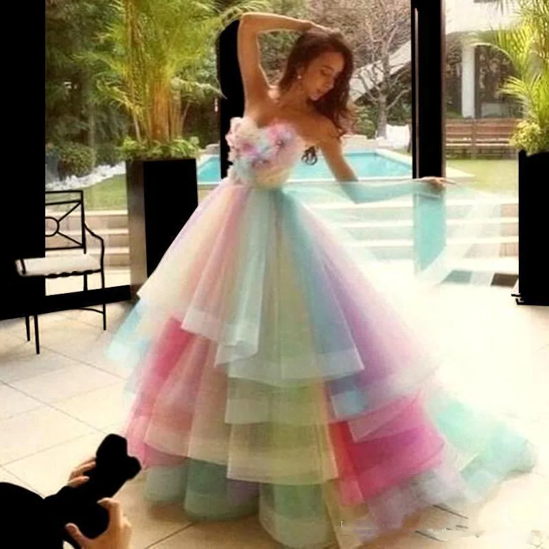 Радужные красочные свадебные платья Милая 3D Цветочная Многоуровневая юбка с оборками принцесса открытый сад свадебное платье