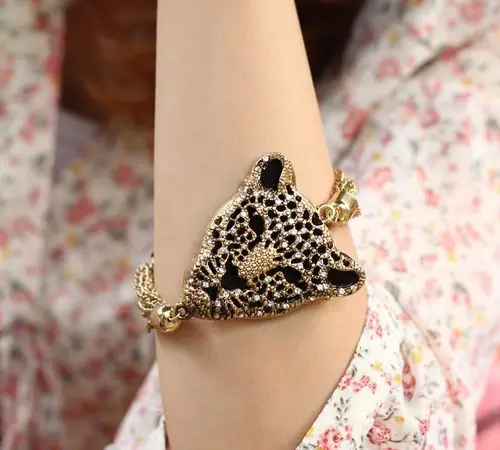 

Fashion Popular Exquisite Tassel Luxury Leopard Head Bracelet B329