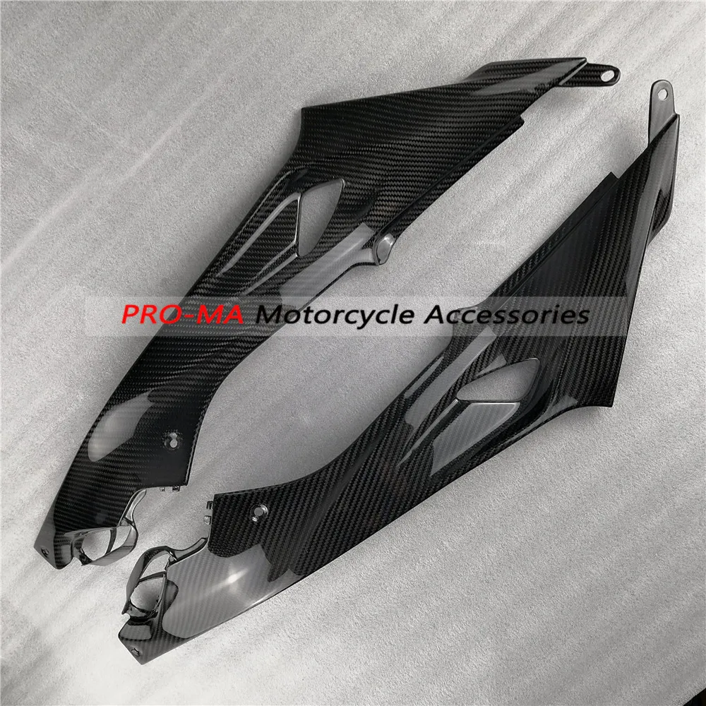 

Motorcycle Side Covers(Replacement) in Carbon Fiber For BMW S1000R S1000RR 2015-2018 Twill