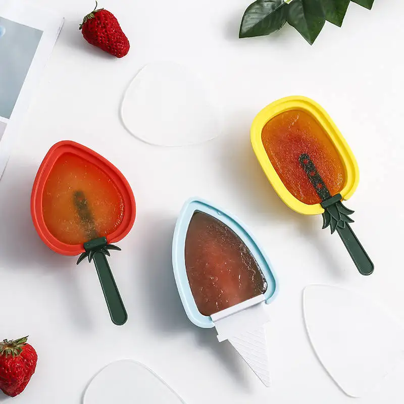 

Silicone Ice Cream Maker Fruit Shape DIY Strawberry Pineapple Popsicle Mold With Lid Ice Lolly Pudding Form Mould Kitchen Tool
