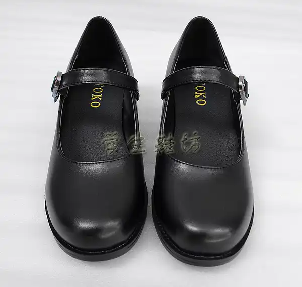 sapato preto para escola