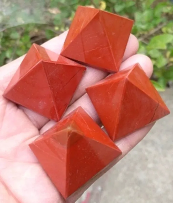 1pcs Natural ruby pyramid natural ruby raw stone cutting grinding