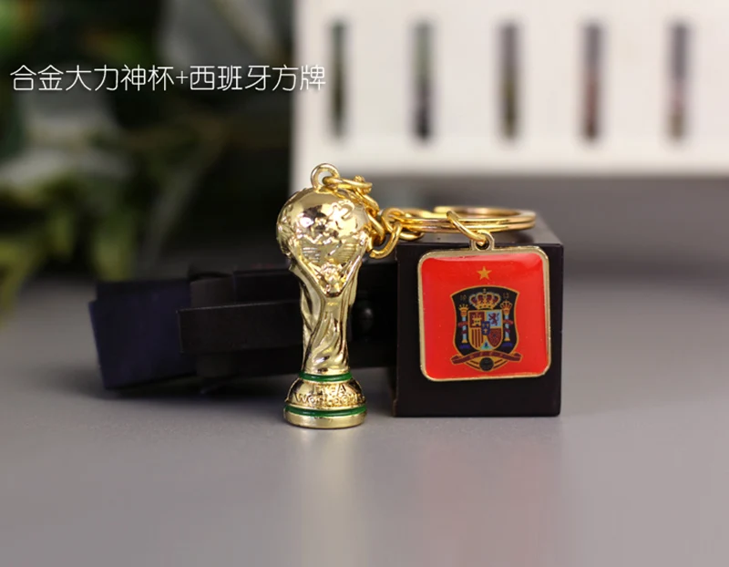 Брелок с логотипом сборной футбольного Кубка мира, креативный брелок для автомобиля, силиконовый кулон, брелок для ключей, подарки для влюбленных