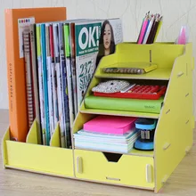 Маленькая желтая деревянная полка/лоток для файлов с ящиком, офисным или спальным столом