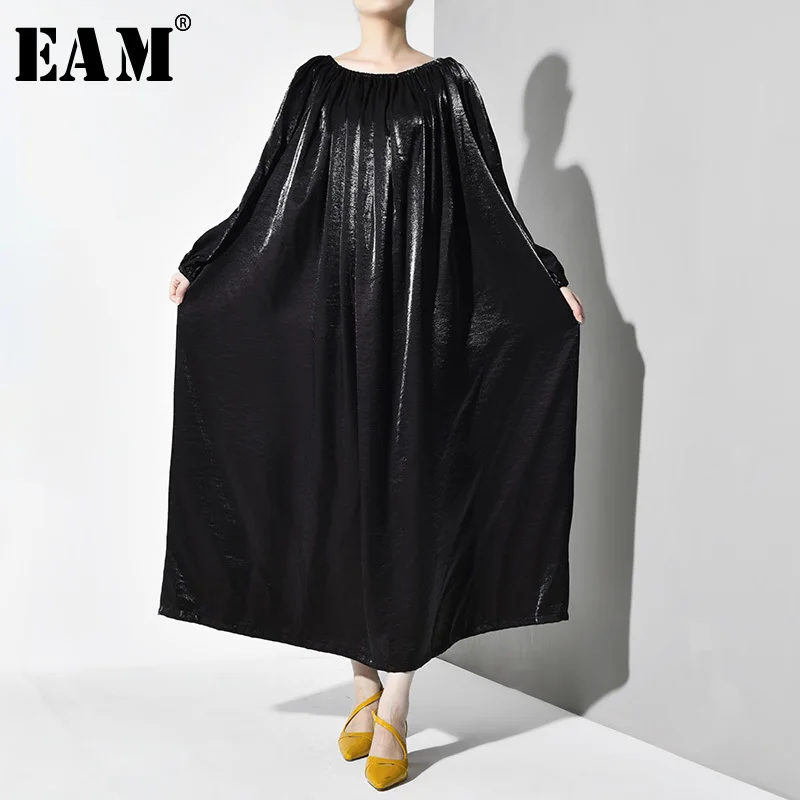 

[EAM] 2019 New Spring Autumn Slash Neck Long Sleeve Black Loose Big Size Long Pleated Backless Loose Dress Women Fashion LI4000