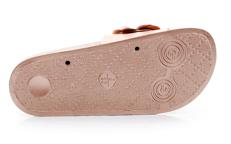 8076745869_1557642219