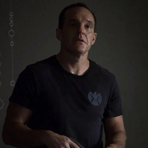 

2019 new Agents of SHIELD sleeve t shirt summer clothes Phil Coulson geekin top men reflective logo tee MARVL