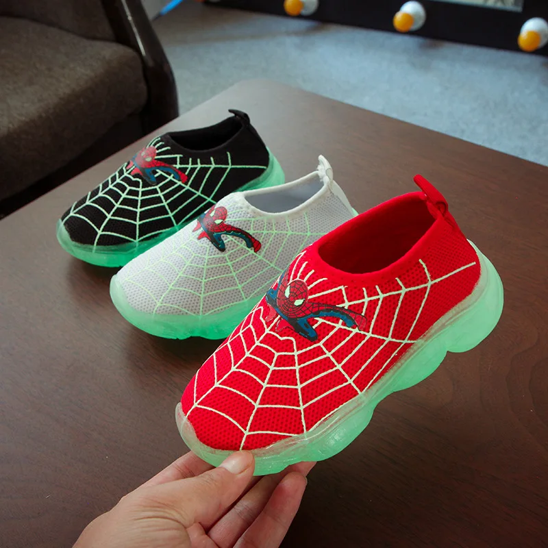 Обувь для человека-паука; детская обувь; легкая детская Люминесцентная спортивная обувь; Светящиеся Сникерсы для маленьких мальчиков и