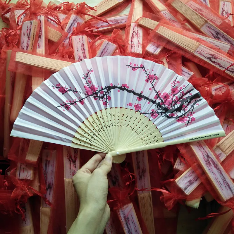 

100pcs Personalized Silk Wedding Hand Fan Plum Blossom Flower Fan Print Bride & Groom's Name & Date for Wedding Favor Gift