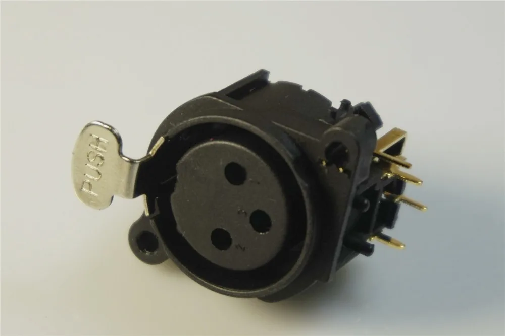 200 pcs XLR Socket 3 pin Socket Receptacle Right Angle PCB through Holes Panel Mount Latch Lock 3 Position circular Female