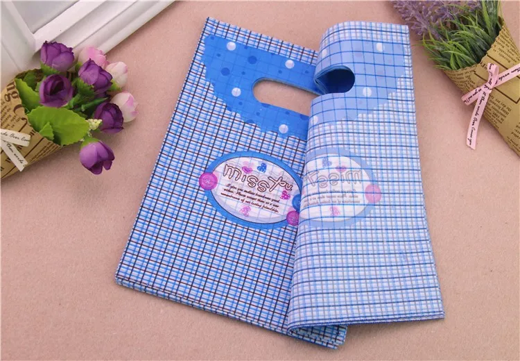gift bags (88)