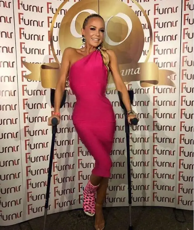 Venta-caliente-Sexy-un-hombro-de-la-longitud-de-la-rodilla-vestido-de-vendaje-2018-el (4)