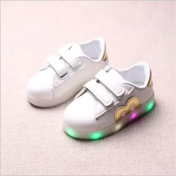 

2018 spring children's shine LED shoes boys girls fashion sneakers kids light sports white shoes soft bottom shoes size 21-30