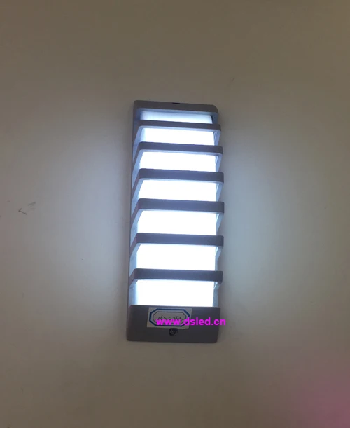 

New design,high power 5W LED wall light,LED wall lamp,LED spotlight.LED up-down light,110V 220VAC,DS-08-50-5W