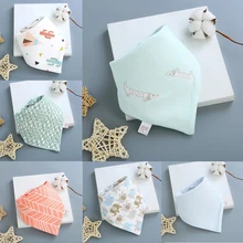 Передник для кормления хлопковая бандана нагрудники для младенцев треугольник двойные хлопковые нагрудники мультфильм печати слюнявчик полотенце для маленьких мальчиков и девочек