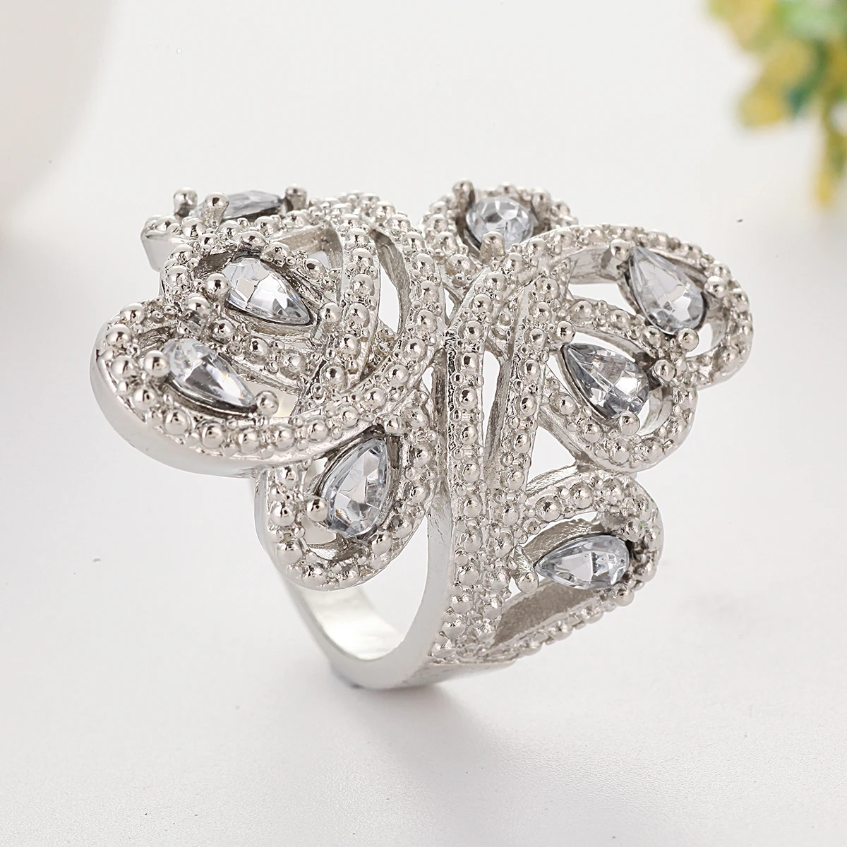 Luxury Crystal Ring Charm Silver Color Wedding Rings for Women