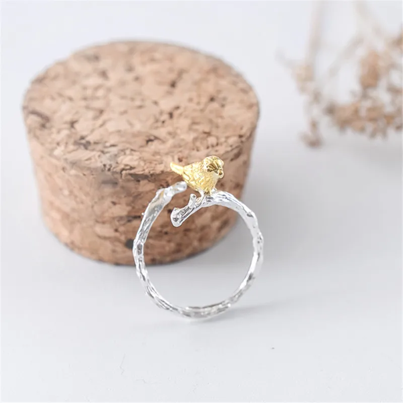 4639615447_902822302