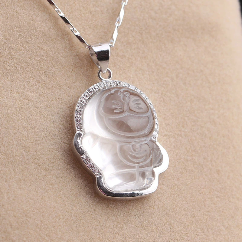 

Natural White Crystal Animal Shape Pendant White Crystal Necklace Fashion Women Sweater Chain