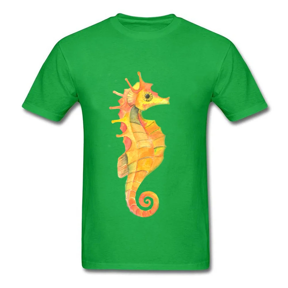 Yellow Seahorse (Hippocampus)_green