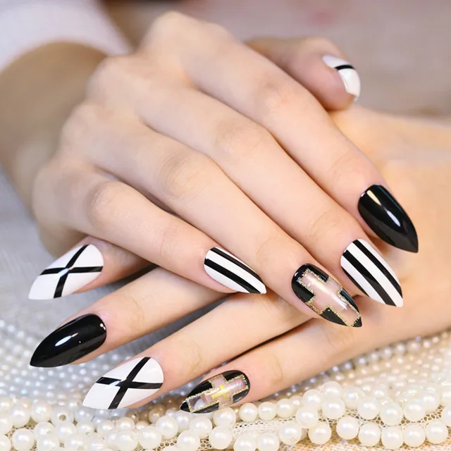 Hot Ing 24pcs Black And White Stripe Printing Fake Nails Full Hot Ing 24pcs Black And White Stripe Printing Fake Nails Full Acrylic Artificial Tip Head