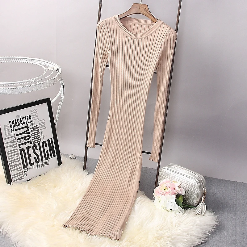 Женское трикотажное платье ALPHALMODA с длинными рукавами высоким разрезом на