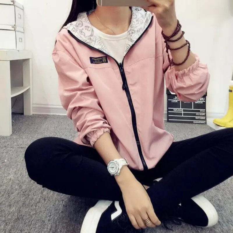 Spring-Autumn-2017-Fashion-Women-Jacket-Coat-Pocket-Zipper-Hooded-Two-Side-Wear-Cartoon-Print-Outwear (4)