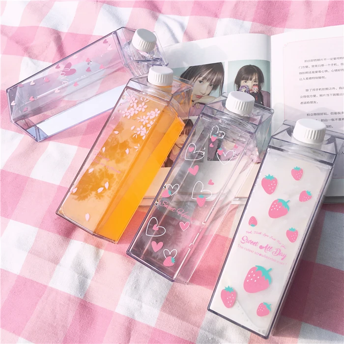 

1PCS Creative sakura strawberry 550ml Square Milk Mug Box coffee portable my drinking bottle BPA Free for Girl Kid School