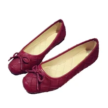 Туфли на плоской подошве женщина тиснением кожи женщин Туфли без каблуков мелкой бабочкой женские мокасины черного и красного цвета большой размер Дешевые Китае женская повседневная обувь