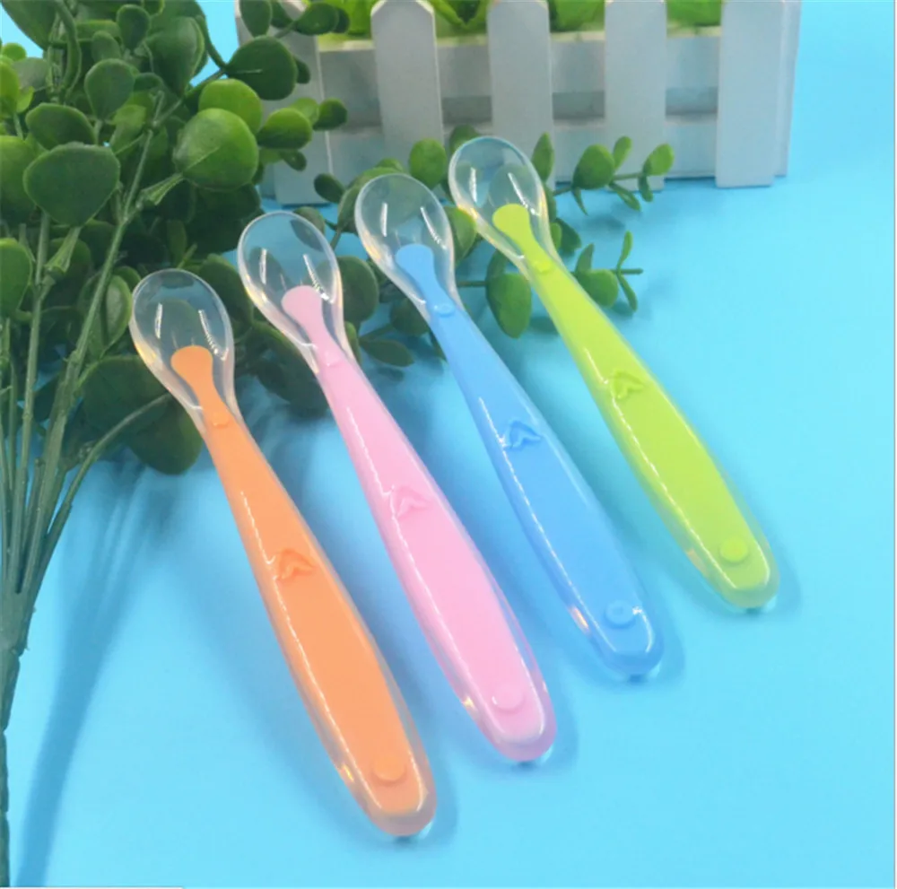 

New arrivalPortable New Environmentally Friendly Non-toxic Children Tableware Flatware Safe Food Training Silicone Feeding Spoon