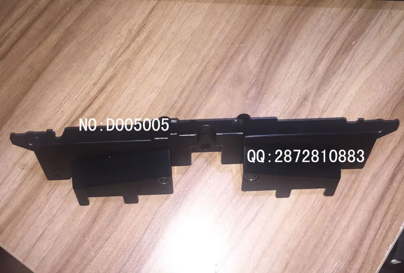 

Noritsus minilab QSS-3001/3021/Laser Printer/AOM drives/Spare parts/D005005Clip paper arm/1pcs