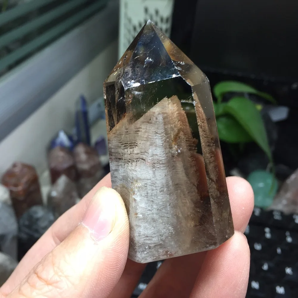 

#HD1130(83g)Natural crystal ornaments smoky quartz flavor talisman feng shui white mountain hierarchical details wand decoration