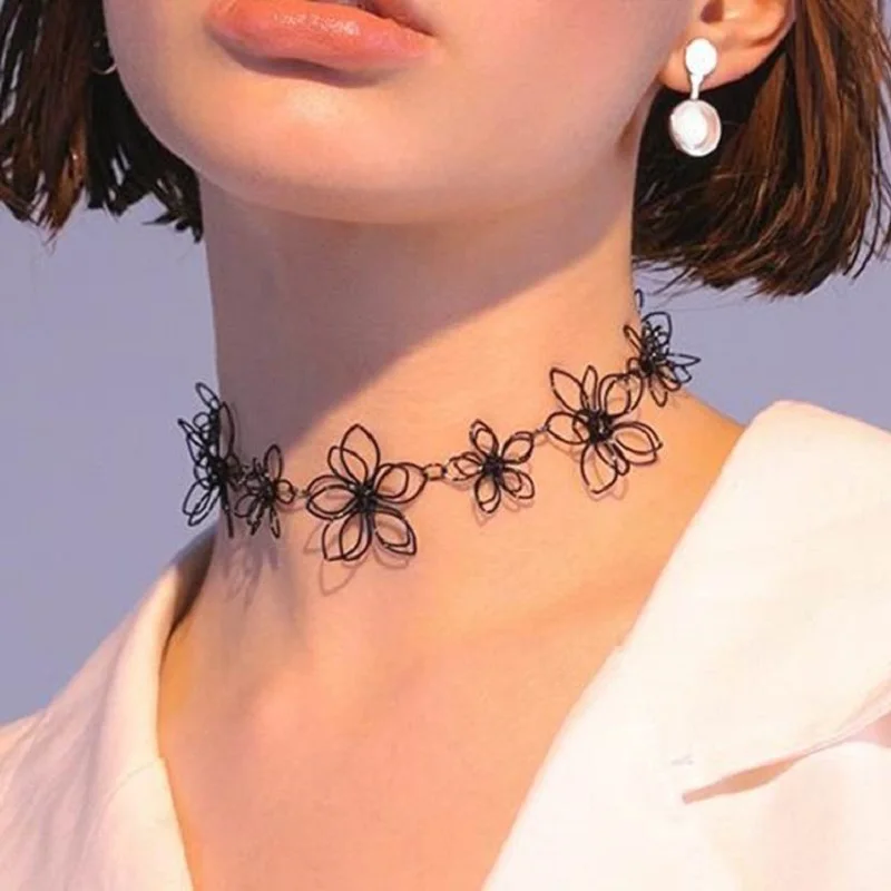 Simple Black Flower Choker Necklace Women New Fashion Jewelry Summer