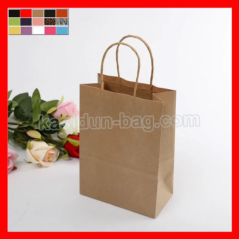 (100 stks/partij) Groothandel gift kraftpapier zakken met handvatten (100 stks/partij) Groothandel gift kraftpapier zakken met handvatten