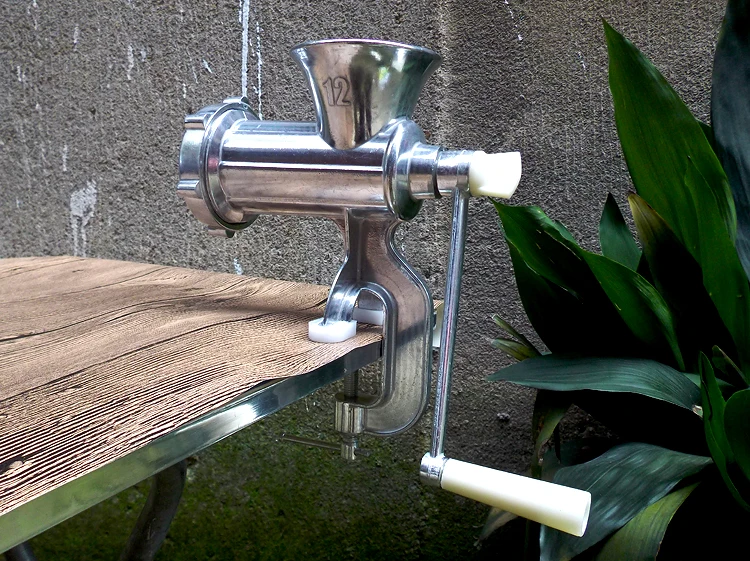 xBees 12 Largest Meat Grinder Meat Carrot Potato Spice Mincer Sausage