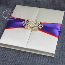 Для некоторых стран! HI2018 пользовательское шелковое приглашение в коробке с лентой и брошью больше цветов