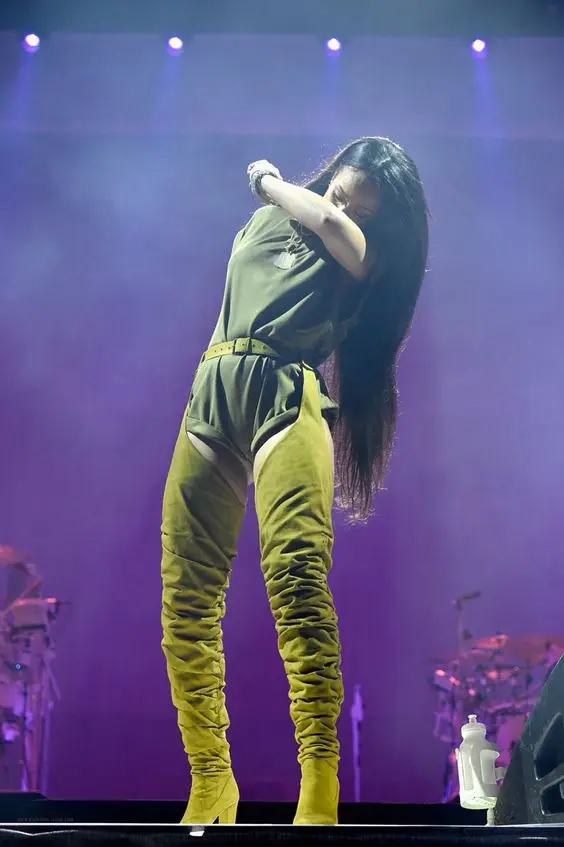 HTB1qlf3KhSYBuNjSsphq6zGvVXaq